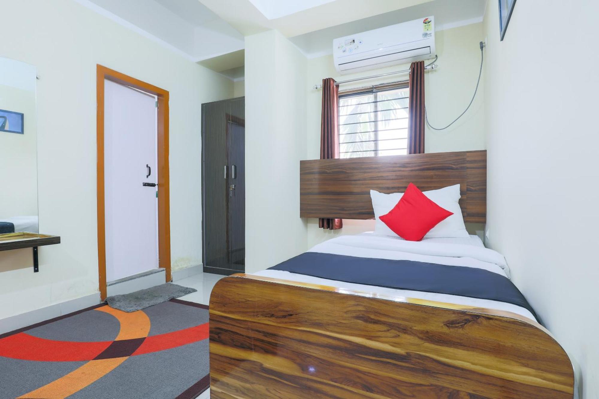 Hotel O Central Inn Dispur Экстерьер фото